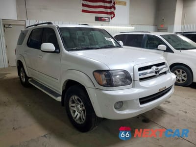 Czwarte zdjęcie samochodu z boku: 2005 TOYOTA SEQUOIA LIMITED VIN:5TDBT48A35S249711 - miniatura