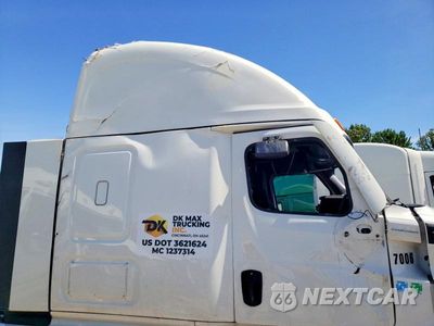 Zdjęcie 9 z 10 samochodu: 2026 FREIGHTLINER CASCADIA 126