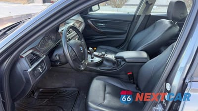 Piąte zdjęcie samochodu w środku: 2013 BMW 328 XI SULEV VIN:WBA3B5C57DF596364 - miniatura