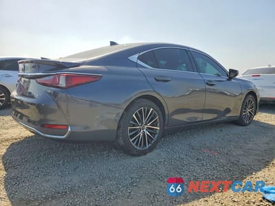 Trzecie zdjęcie samochodu z tyłu: 2023 LEXUS ES 300H BASE VIN:58ADA1C1XPU030526 - miniatura