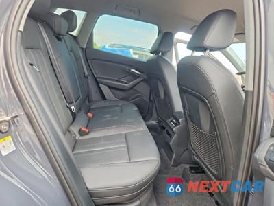 Zdjęcie 10 z 12 samochodu: 2025 AUDI Q6 E-TRON PREMIUM VIN:WA112BGF2SA026630 - miniatura