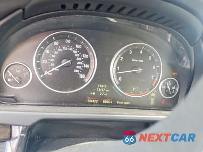 Zdjęcie 9 z 13 samochodu: 2014 BMW X5 XDRIVE35I VIN:5UXKR0C59E0H23926 - miniatura