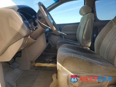 Zdjęcie 7 z 12 samochodu: 1999 TOYOTA SIENNA LE VIN:4T3ZF13C3XU145671 - miniatura