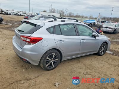 Trzecie zdjęcie samochodu z tyłu: 2019 SUBARU IMPREZA PREMIUM VIN:4S3GTAC67K3715516 - miniatura