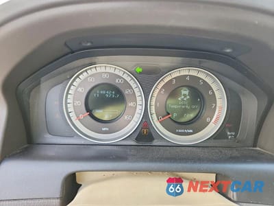 Zdjęcie 9 z 12 samochodu: 2013 VOLVO XC60 3.2 VIN:YV4952DL1D2444097 - miniatura