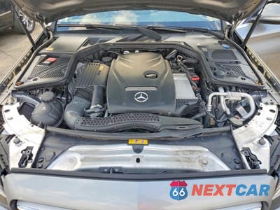 Zdjęcie 11 z 12 samochodu: 2015 MERCEDES-BENZ C 300 4MATIC VIN:55SWF4KB1FU018658 - miniatura