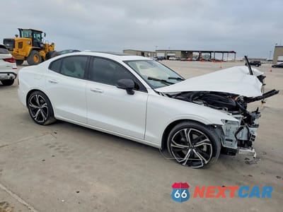 Czwarte zdjęcie samochodu z boku: 2024 VOLVO S60 PLUS VIN:7JRL12TL1RG281470 - miniatura