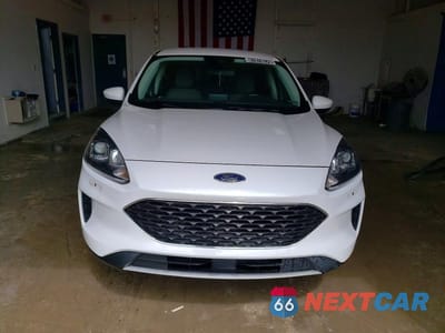 Piąte zdjęcie samochodu w środku: 2021 FORD ESCAPE SE VIN:1FMCU9G63MUA45489 - miniatura