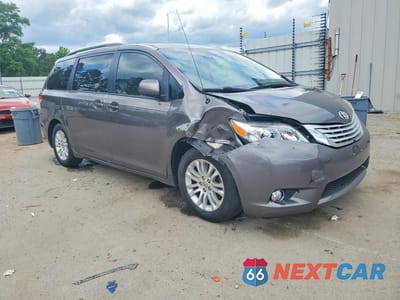 Czwarte zdjęcie samochodu z boku: 2013 TOYOTA SIENNA XLE 8-PASSENGER VIN:5TDYK3DC5DS323062 - miniatura