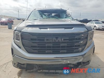 Piąte zdjęcie samochodu w środku: 2024 GMC SIERRA K1500 VIN:1GTUUAED8RZ233284 - miniatura