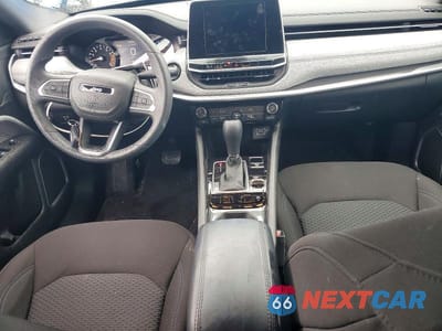 Zdjęcie 8 z 13 samochodu: 2025 JEEP COMPASS SPORT VIN:3C4NJDAN4ST575230 - miniatura