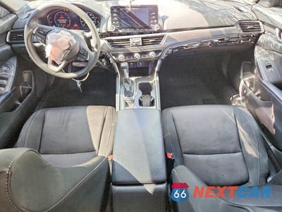 Zdjęcie 8 z 13 samochodu: 2018 HONDA ACCORD LX VIN:1HGCV1F10JA053329 - miniatura