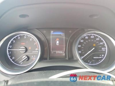 Zdjęcie 9 z 12 samochodu: 2020 TOYOTA CAMRY SE VIN:4T1G11AK7LU357105 - miniatura