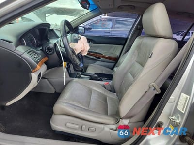 Zdjęcie 7 z 12 samochodu: 2011 HONDA ACCORD EXL VIN:1HGCP3F85BA003238 - miniatura