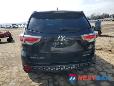 Zdjęcie 6 z 14 samochodu: 2015 TOYOTA HIGHLANDER XLE VIN:5TDJKRFH1FS217630 - miniatura