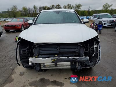 Piąte zdjęcie samochodu w środku: 2020 AUDI Q5 PREMIUM VIN:WA1ANAFY0L2033348 - miniatura