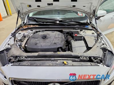Zdjęcie 11 z 12 samochodu: 2020 VOLVO S60 T6 MOMENTUM VIN:7JRA22TK7LG042069 - miniatura