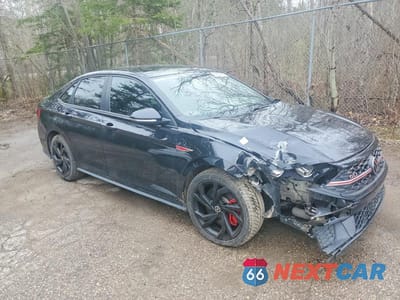 Czwarte zdjęcie samochodu z boku: 2023 VOLKSWAGEN JETTA GLI AUTOBAHN VIN:3VW2T7BU3PM060688 - miniatura