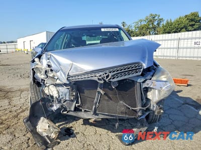 Piąte zdjęcie samochodu w środku: 2007 TOYOTA COROLLA MATRIX XR VIN:2T1KR32E17C680502 - miniatura