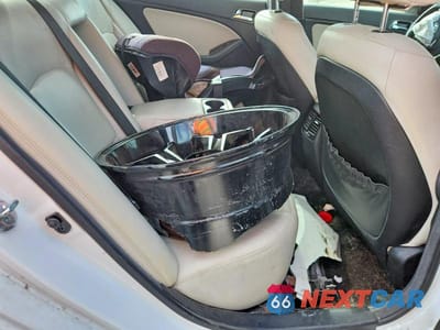 Zdjęcie 10 z 12 samochodu: 2013 KIA OPTIMA SX VIN:5XXGR4A65DG105586 - miniatura