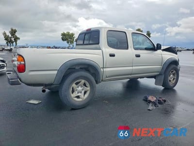 Trzecie zdjęcie samochodu z tyłu: 2002 TOYOTA TACOMA DOUBLE CAB PRERUNNER VIN:5TEGN92NX2Z086899 - miniatura