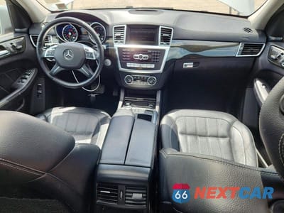 Zdjęcie 8 z 13 samochodu: 2016 MERCEDES-BENZ GL 450 4MATIC VIN:4JGDF6EE5GA631138 - miniatura