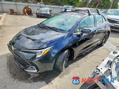 2025 TOYOTA COROLLA HATCHBACK XSE JTNC4MBE1S3236557 - główne zdjęcie licytacji z USA - miniatura