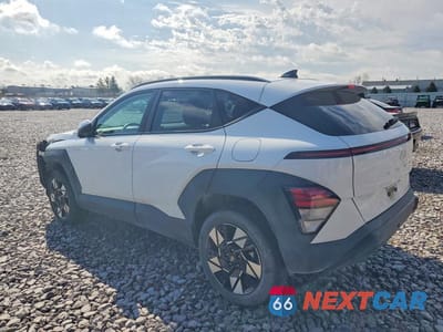 Drugie zdjęcie samochodu z przodu: 2025 HYUNDAI KONA SEL VIN:KM8HBCAB9SU338762 - miniatura