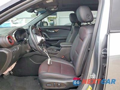Zdjęcie 7 z 13 samochodu: 2024 CHEVROLET BLAZER RS VIN:3GNKBERS6RS238730 - miniatura