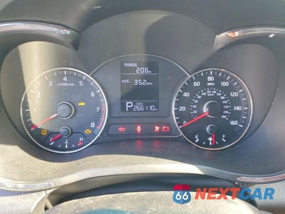 Zdjęcie 9 z 12 samochodu: 2015 KIA FORTE LX VIN:KNAFK4A61F5333833 - miniatura