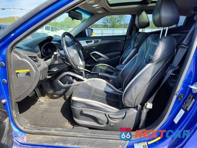 Zdjęcie 7 z 12 samochodu: 2014 HYUNDAI VELOSTER TURBO VIN:KMHTC6AE2EU186590 - miniatura