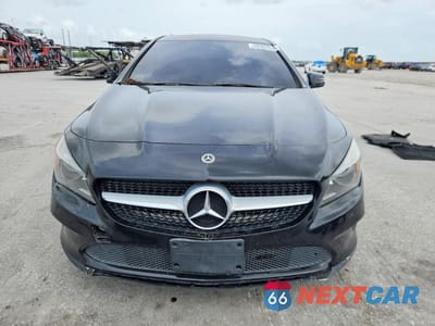 Piąte zdjęcie samochodu w środku: 2019 MERCEDES-BENZ CLA 250 VIN:WDDSJ4EB6KN708630 - miniatura