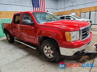 Czwarte zdjęcie samochodu z boku: 2010 GMC SIERRA K1500 SLE VIN:3GTRKVE36AG238532 - miniatura