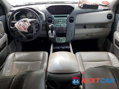 Zdjęcie 8 z 12 samochodu: 2011 HONDA PILOT TOURING VIN:5FNYF3H99BB044119 - miniatura