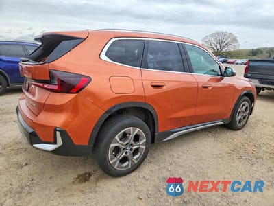 Trzecie zdjęcie samochodu z tyłu: 2023 BMW X1 XDRIVE28I VIN:WBX73EF08P5W92826 - miniatura