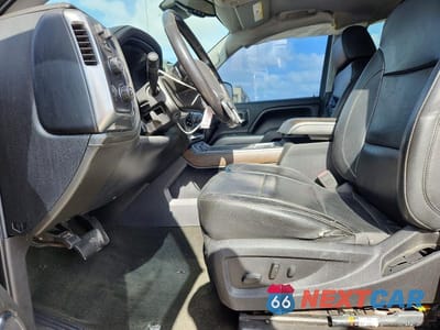 Zdjęcie 7 z 12 samochodu: 2017 CHEVROLET SILVERADO K1500 LTZ VIN:3GCUKSEC6HG101979 - miniatura