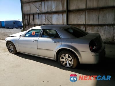 Drugie zdjęcie samochodu z przodu: 2006 CHRYSLER 300 TOURING VIN:2C3KA53G16H341797 - miniatura