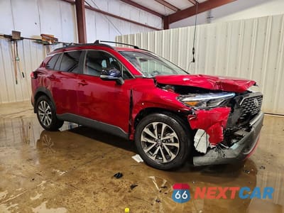 Czwarte zdjęcie samochodu z boku: 2025 TOYOTA COROLLA CROSS XLE VIN:7MUDAABG4SV142968 - miniatura