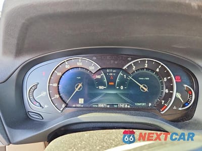 Zdjęcie 9 z 13 samochodu: 2019 BMW X3 XDRIVE30I VIN:5UXTR9C51KLE11800 - miniatura