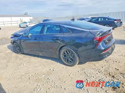 Drugie zdjęcie samochodu z przodu: 2025 KIA K5 LXS VIN:KNAG24J74S5329072 - miniatura