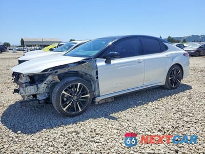 2018 TOYOTA CAMRY XSE 4T1B61HK8JU106253 - główne zdjęcie licytacji z USA - miniatura