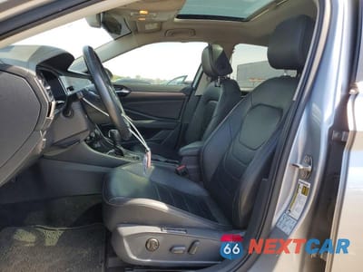 Zdjęcie 7 z 12 samochodu: 2020 VOLKSWAGEN JETTA SEL PREMIUM VIN:3VWGB7BU2LM072219 - miniatura