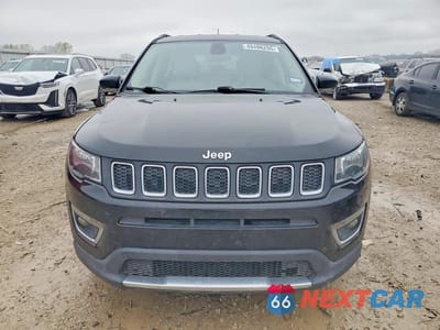 Piąte zdjęcie samochodu w środku: 2020 JEEP COMPASS LIMITED VIN:3C4NJCCB4LT198638 - miniatura