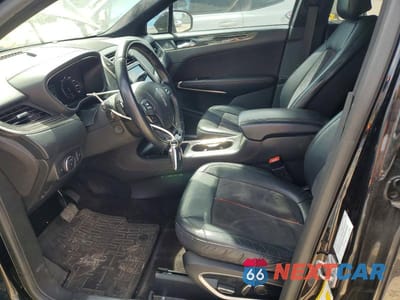 Zdjęcie 7 z 12 samochodu: 2017 LINCOLN MKC BLACK LABEL VIN:5LMTJ4DH9HUL71933 - miniatura