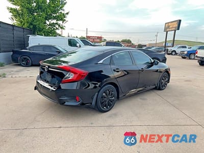 Czwarte zdjęcie samochodu z boku: 2018 HONDA CIVIC LX VIN:2HGFC2F56JH529869 - miniatura