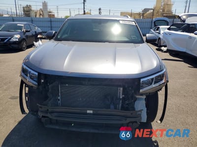 Piąte zdjęcie samochodu w środku: 2022 VOLKSWAGEN ATLAS CROSS SPORT SE VIN:1V2DC2CA2NC216607 - miniatura