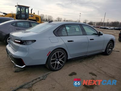 Trzecie zdjęcie samochodu z tyłu: 2025 BMW 740 XI VIN:WBA33EH00SCV21692 - miniatura