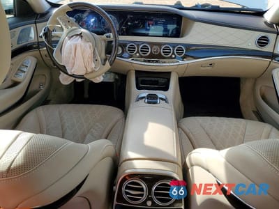 Zdjęcie 8 z 12 samochodu: 2020 MERCEDES-BENZ S 560 VIN:W1KUG8DB3LA533505 - miniatura