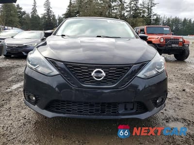 Piąte zdjęcie samochodu w środku: 2018 NISSAN SENTRA SR VIN:3N1AB7AP6JY264272 - miniatura