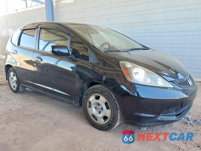 Czwarte zdjęcie samochodu z boku: 2013 HONDA FIT VIN:JHMGE8H34DC053493 - miniatura